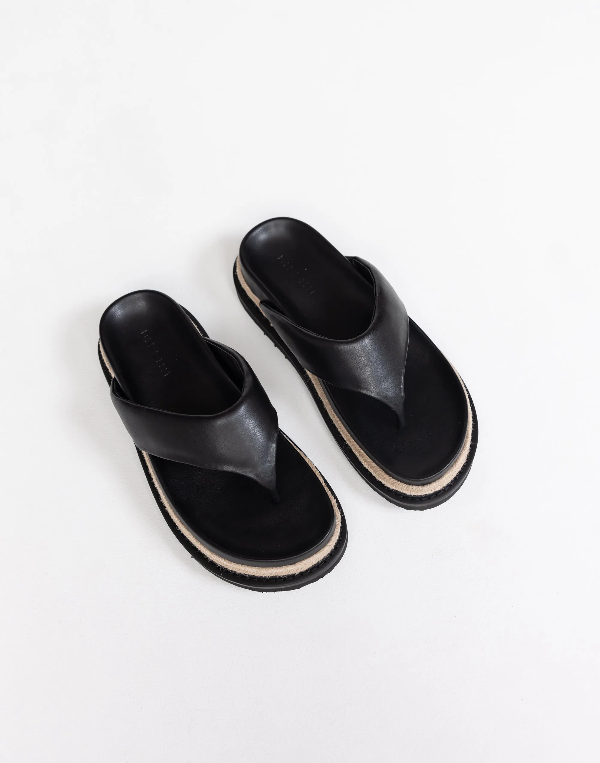 Amaya Sandals (Black) - By Billini