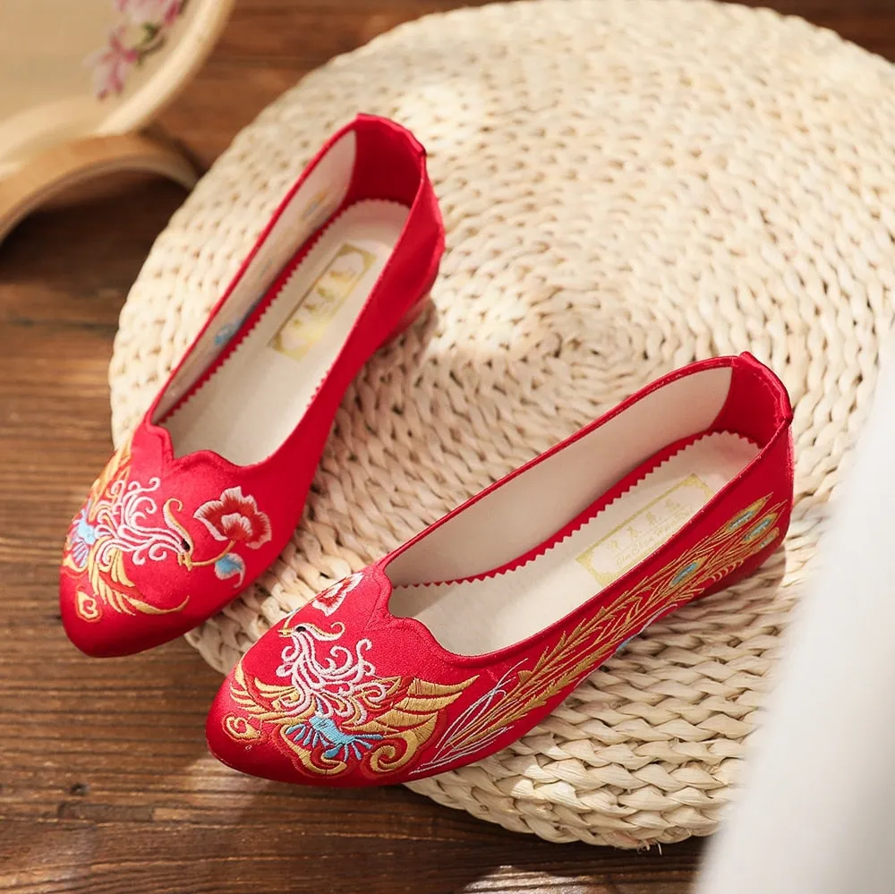 Chinese Wedding Silk Embroidered Shoes