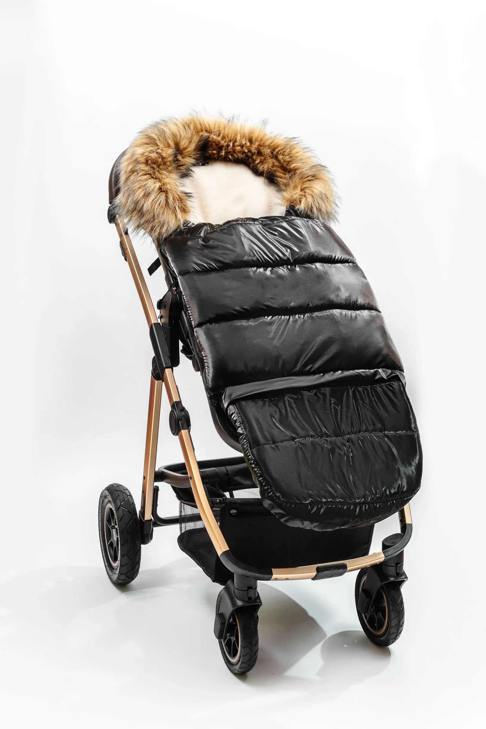 Diamond Black Premium Organic Wool Footmuff in Beige