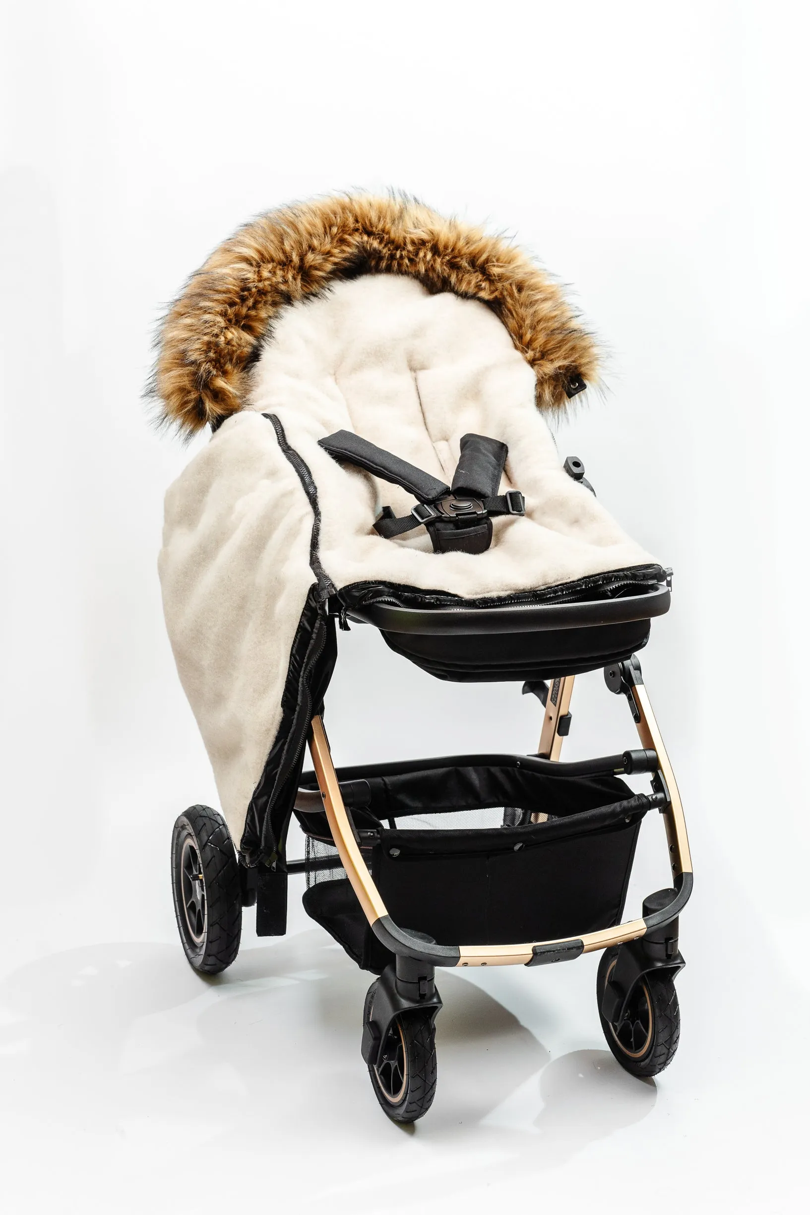 Diamond Black Premium Organic Wool Footmuff in Beige