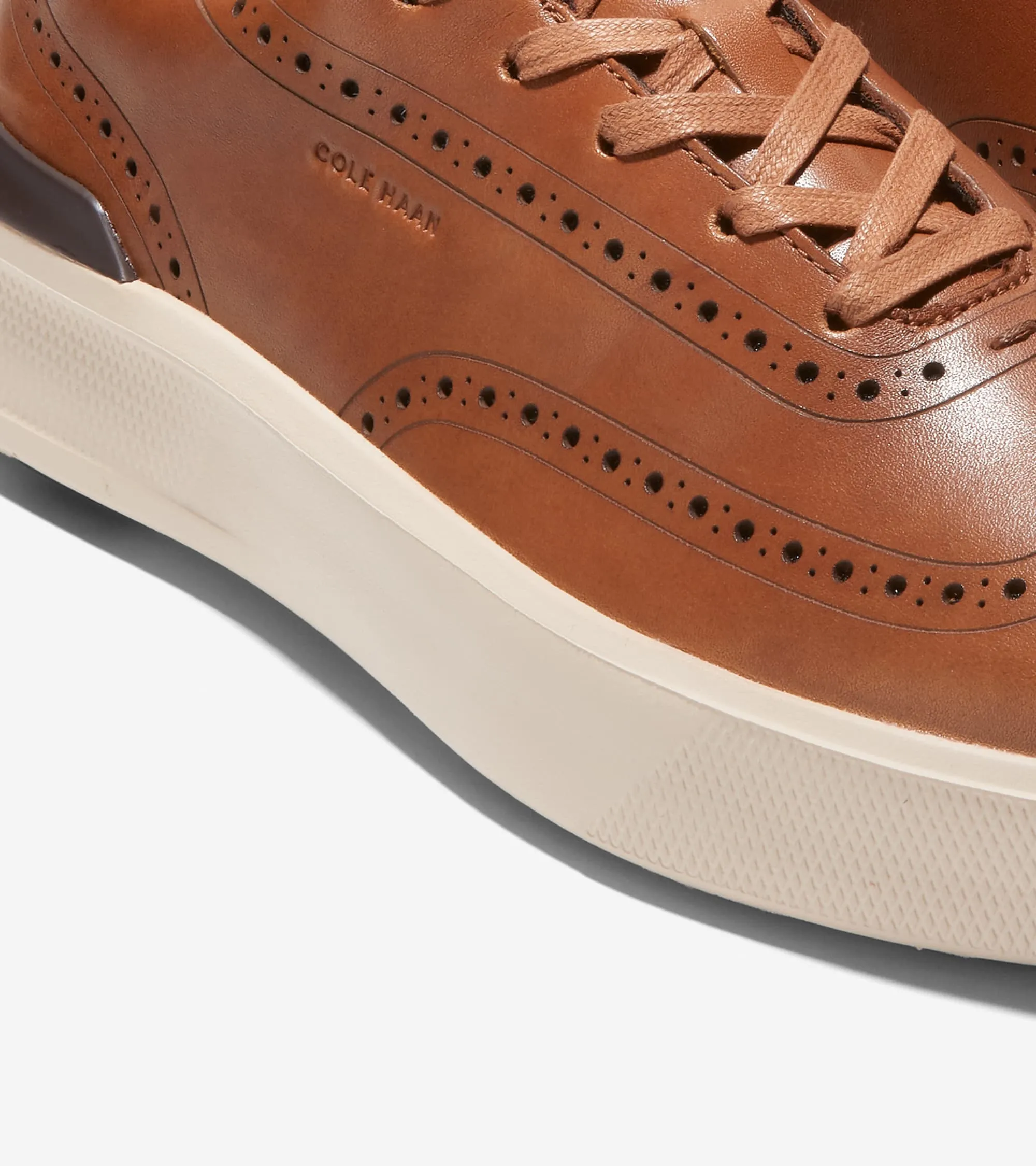 Men's GrandPrø Crew Wingtip Sneaker