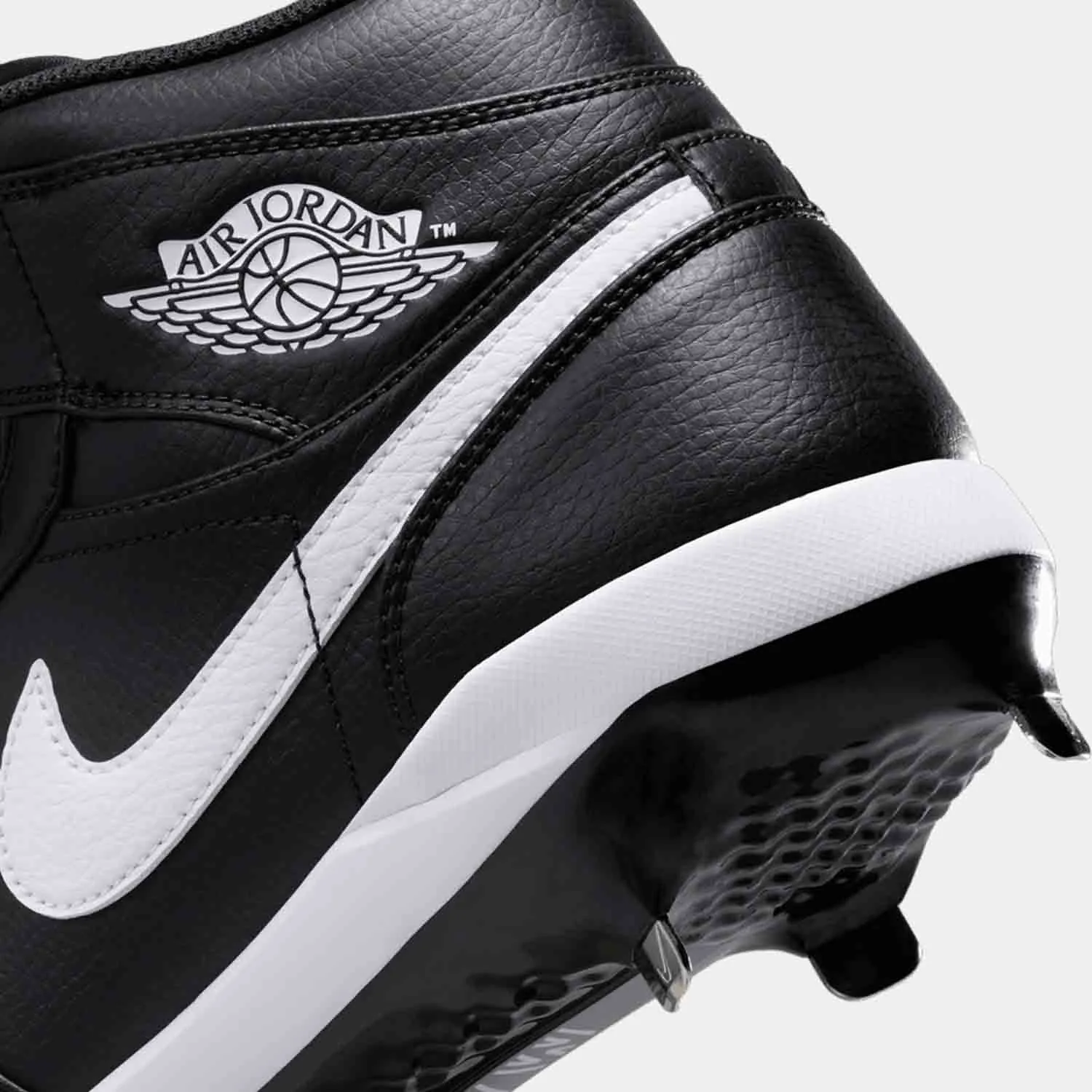 Men's Jordan 1 Retro Metal Baseball Cleats