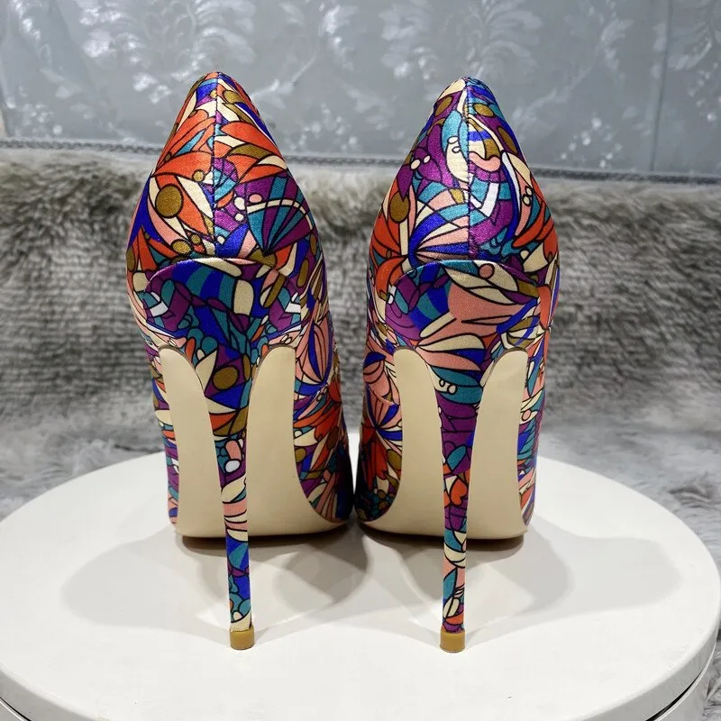 Pre Order:  Floral Printed Satin Pointed-Toe Shoes