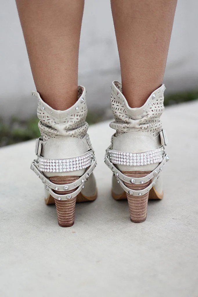 Shiloh Cream Booties