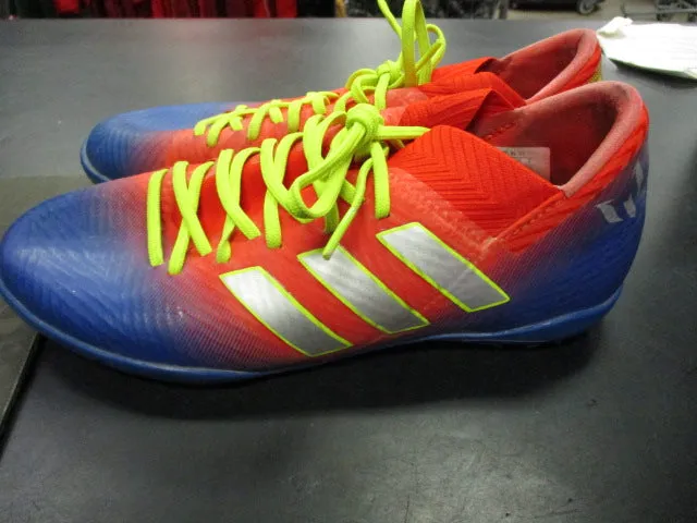 Used Adidas Messi Size 4.5 Turf Cleats