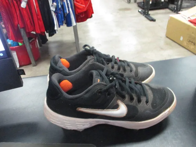 Used Nike Metal Baseball Cleats Size 4.5